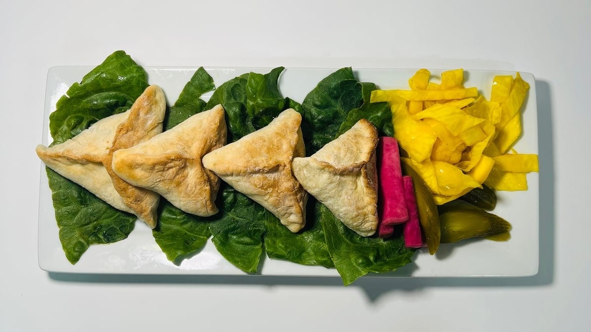 4 Pieces Spinach Pie.